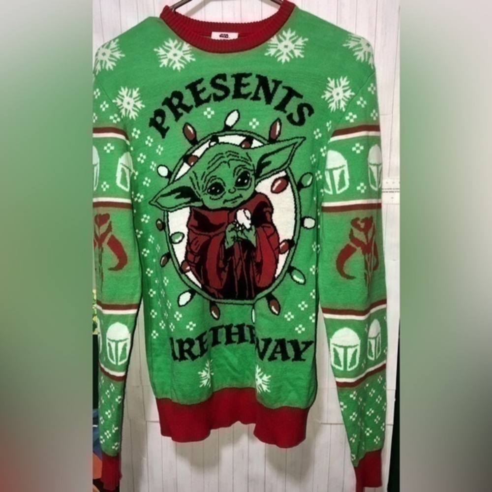 🧊🎄Star Wars Yoda Green Disney Ugly Holiday Sweater